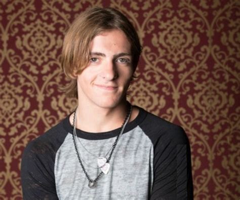 Rocky Lynch Biography - Facts, Childhood, Family Life ...