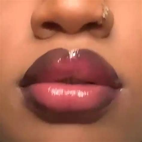 Pin By 𝐋𝐢𝐬 𝐌𝐢𝐫𝐚𝐧𝐝𝐚 On Black Skin Makeup Lip Makeup Tutorial Makeup