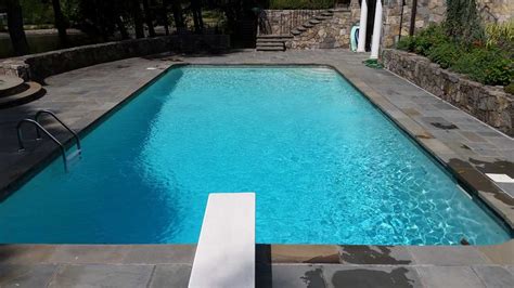 18 mis from new york city and walkable distance to the beautiful glen island and golf courses. Swimming Pool Gallery | Fairfield County, CT and ...