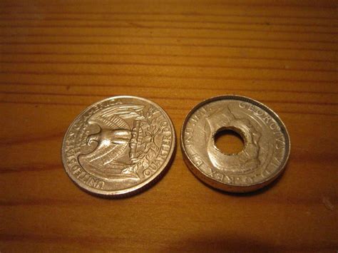 See more ideas about coin ring diy, coin ring, diy rings. DIY Wedding Ring Is Made Out Of 50-Cent Coin (PHOTO) | HuffPost | Diy wedding ring, Coin ring ...