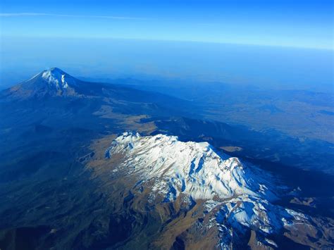 Maybe you would like to learn more about one of these? Panoramio - Photo of Popocatepetl e Iztaccihuatl