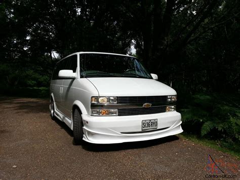 Der astro steht auf 8x15 alufelgen mit guten 235er ganzjahresreifen. Chevrolet Astro GMC Safari Dayvan Auto Camper American ...