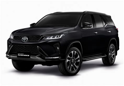 2021 Toyota Fortuner Hiluxs 7 Seater Suv Sibling Gets A Facelift Too