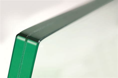 Τζάμια Triplex Laminated Glass από την Sglass Gr Ο ειδικός στα τζάμια