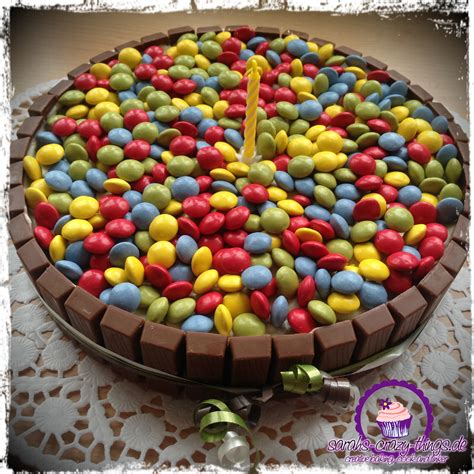 Explore and watch the best 65+ fantakuchen videos. Fantakuchen mit Schokoriegel und Schokodrops