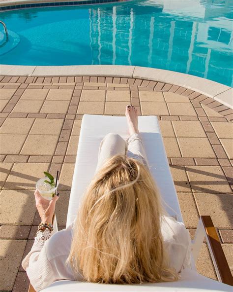 Pool Dips And Refreshing Sips 🥂 Pensacola Beach Pensacola Beach Hotels Pensacola