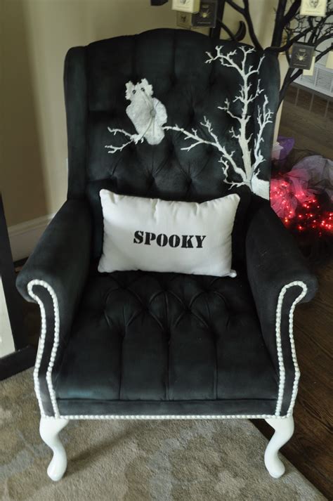 Cassandra Design B And W Halloween Chair Set For Halloween