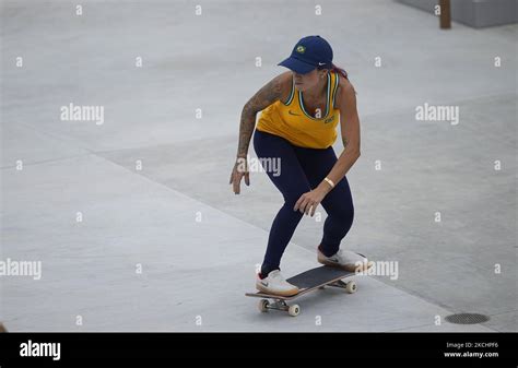 leticia bufoni during women s street skateboard at the olympics at ariake urban park tokyo