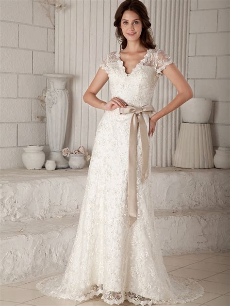 2017 New Vintage Simple Lace Long Modest Wedding Dresses With Cap