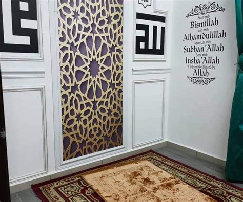 .sholat di ruang tengah,sholatnya perempuan di ruang tengah lebih baik daripada sholat di ruang tamu (rumah bagian depan) boleh sholat di mesjid, cuma afdholnye wanita sholat di rumah. Semua Di Hujung Jari, Deko Ruang Solat Guna Barang Dari ...