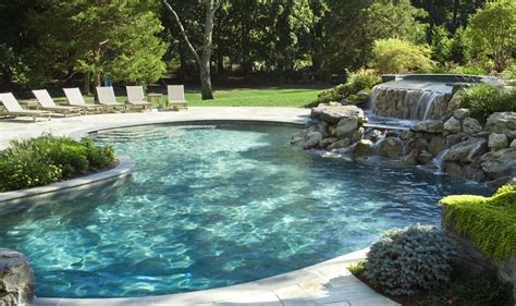 Fantastic Sense Of Natural Rock Swimming Pool Design Ideas