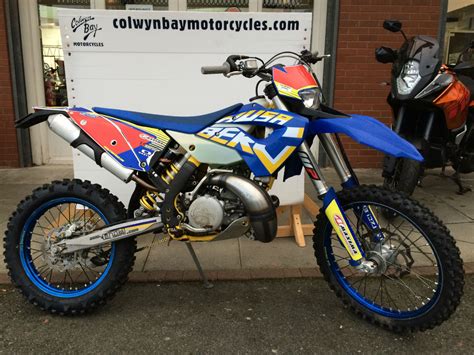Stay tuned for the long awaited review of the bike that carried graham jarvis to victory in the roof of africa 2011. 2012 Husaberg TE 300 EXC 300 Ideal Enduro Green Lane ...