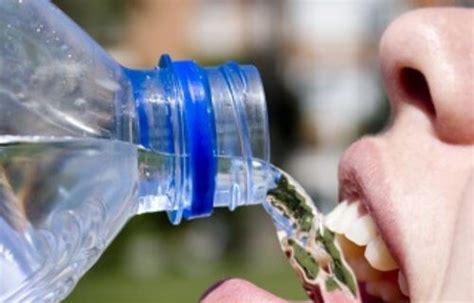5 Reasons Why You Shouldnt Drink Bottled Water Step To Health