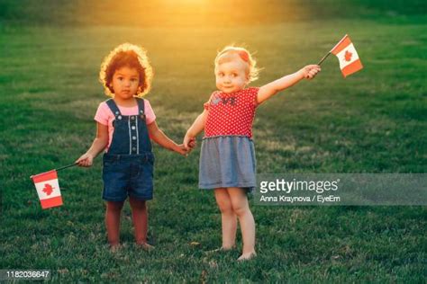 Canada Flag Stand Photos And Premium High Res Pictures Getty Images