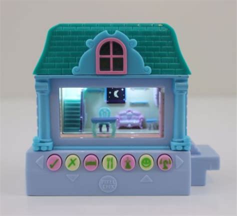 Mattel 2005 Pixel Chix Blue House Cottage W Green Roof Virtual
