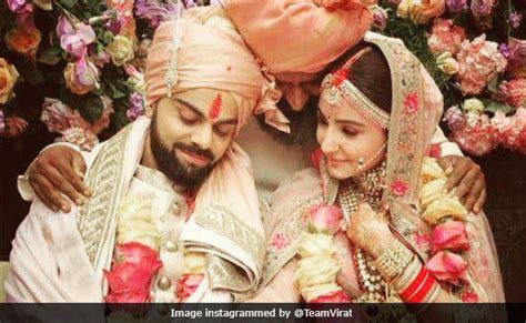 30 best photos from engagement, mehendi, shaadi. 87 Pics of Anushka Sharma and Virat Kohli Wedding - Mojly