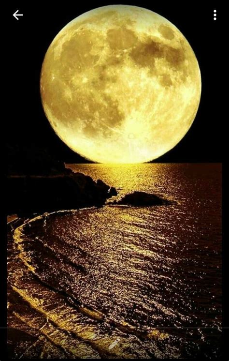Absolutely Beautiful Beautiful Moon Moon Pictures Moon Photos