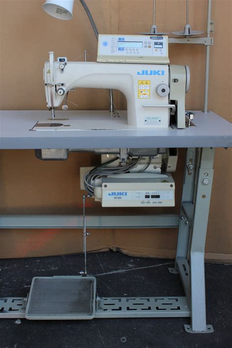 Automatic Single Needle Juki sewing machine with servo motor- model ...