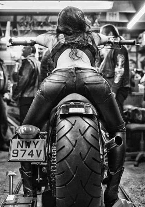 Pin By Nicky Hristov On Motorbike Girl Biker Girl Biker Photoshoot Bike Photoshoot