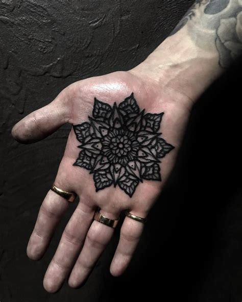 palm-mandala-tattoo-tattoo-artist-kuropattern-henna-tattoo-designs-simple,-hand-tatoo