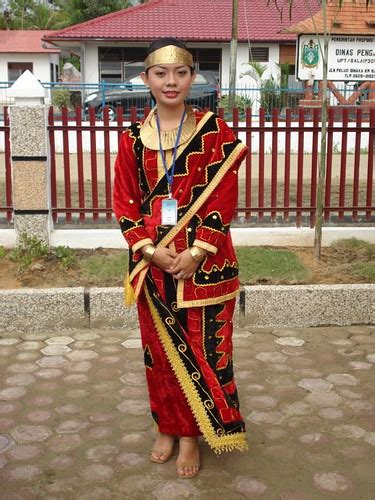 Pakaian Adat Tradisional Sumatera Utara Wonderful Indonesia