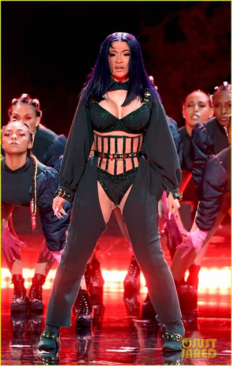 Cardi B And Offset Open Bet Awards 2019 With Steamy Performance Photo