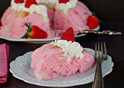 Pouring strawberry jello and cool whip over angel food cake. Strawberry Angel Food Cake | with jello - Food Meanderings ...