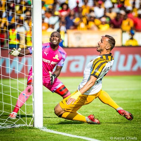 There's no quick fix to what's slowly becoming a goalscoring crisis for kaizer chiefs, but coach gavin hunt says there is an alternative solution. Chiefs And Sundowns Score Update