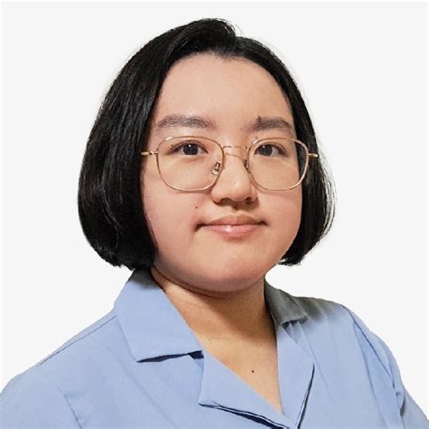 Vivian Lim Senior Executive Visual Communications Nanyang