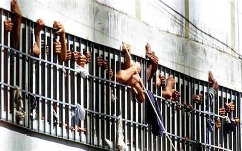 Registran Sobrepoblación 22 Centros Penitenciarios En Edomex El Sol