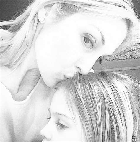 Kelly Rutherford With Daughter Helena Instagram Growing Your Baby
