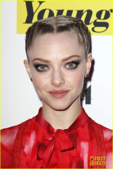 Amanda Seyfried Looks Red Hot At While Were Young Nyc Premiere