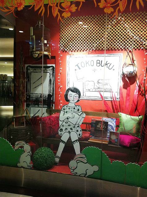 30 Excellent Bookstore Windows From Around The World Bookstore Store