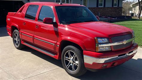 2005 Chevrolet Avalanche At Indy 2022 As G199 Mecum Auctions