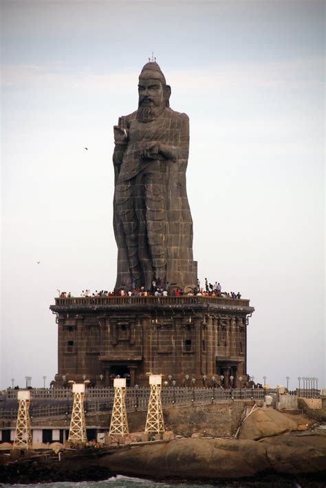 Here is the 3d scene of thiruvalluvar statue located in southern tip of india. Thiruvalluvar Statue - Kanyakumari | The Thiruvalluvar ...