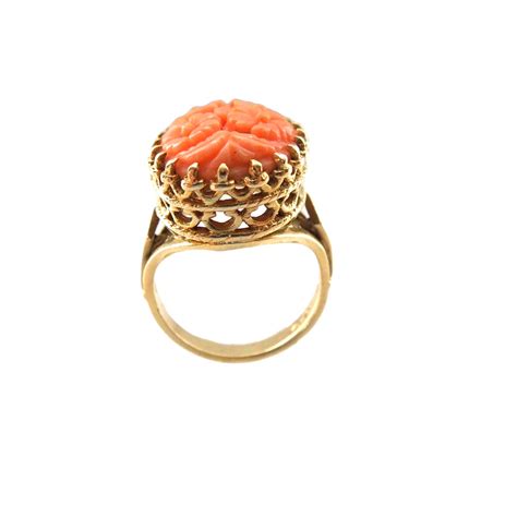 This item is used by upgrade paths or vendor recipes to create the following items: 14K Gold Carved Coral Ring from cometiques on Ruby Lane