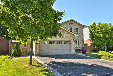 Check spelling or type a new query. 42 Chudleigh Street, Waterdown, Ontario | Deborah Brown ...