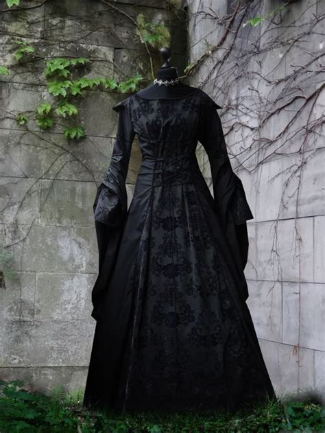 Erforderliche informationen über die super authentisches brautkleid swan die eleganz der dame wurde oft mit der eleganz der schwänze. Edles Mittelalterkleid "Evenmare" Hochzeitskleid (mit ...