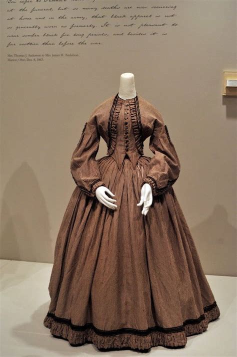 Exploring arts & fashions throughout the past two centuries. 215 best 1860's Women's Clothing images on Pinterest ...