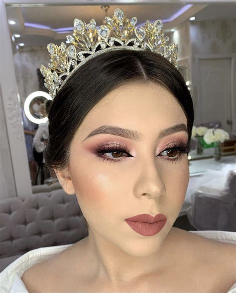 Makeup Eye Looks Eye Makeup Quincenera Makeup 15 Dresses Quinceanera Falsies Bold Lips