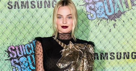 Margot Robbie Wore This Unicorn Dress Of Dreams To The Suicide Squad Premiere