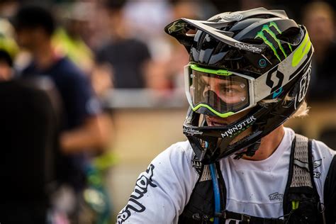 The stages also has mips protection built in, which rotates as your head hits the dirt to help ward off head injury. Troy Lee Designs Presents the Stage Helmet - Pinkbike