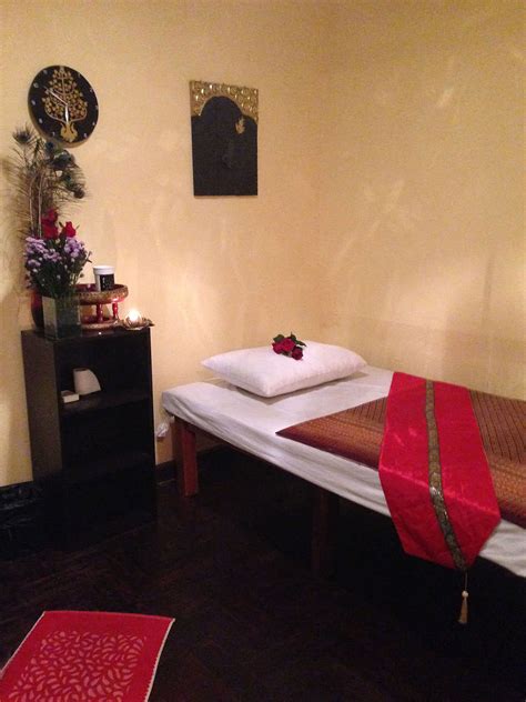 Rooms Honey Bee Massage Perfect For A Happy Ending Massage Or A Full Service Massage