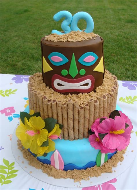 Hawaiian Luau Hawaii Decorated Cake With Images Luau Cakes Tiki