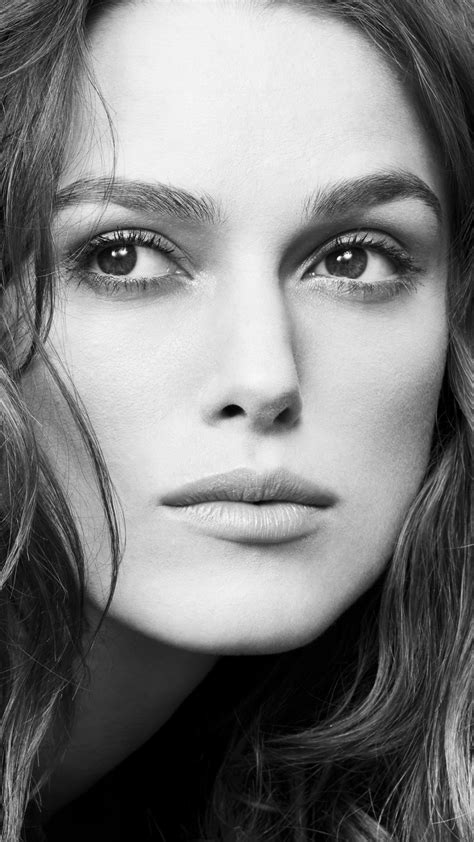 Keira Knightley On Black And White Picture 4k 5k Hd Keira Knightley