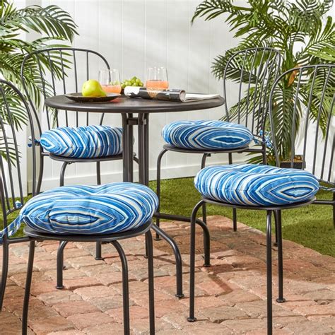 This cushion has been specifically designed for outdoor use, and will add an extra special touch of comfort to your bistro furniture. 18-inch Outdoor Round Coastal Stripe Bistro Chair Cushion ...