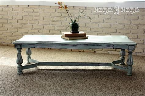 Featuring a striking asymmetric tabletop with a linear. coffee table | Coffee table, Green coffee tables, Table