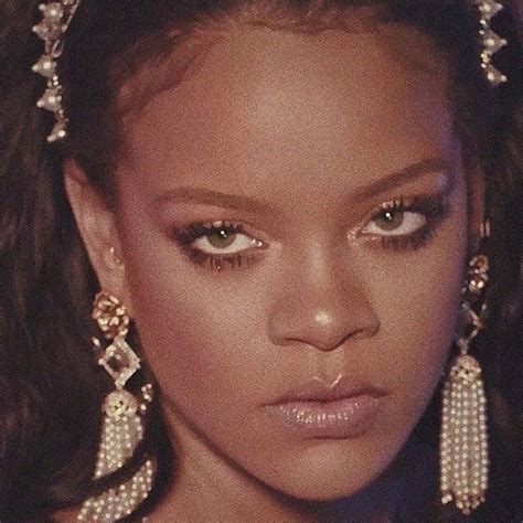 Rih Aesthetic 🖤 Rihanna Beauty Rihanna Fenty