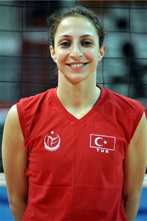 122 data de inscrição assunto: Mundial Feminino de Vôlei 201