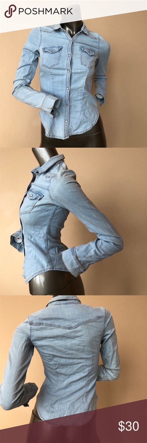 Size 2 Jean Button Up Shirt Never Been Worn 🦋 Jean Button Up Shirt
